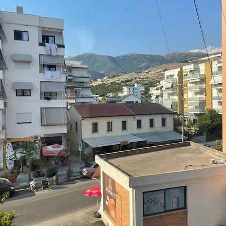 Katerina Apartamento Himare